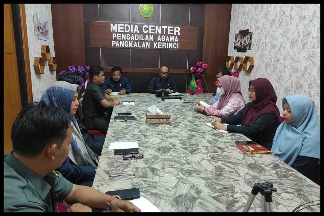 30092025 Web Rapat Evaluasi Mediator 5